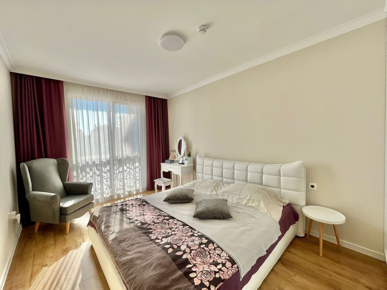 Two-level apartment with two bedrooms in the centre of Ravda – luxury, comfort and excellent location close to the sea