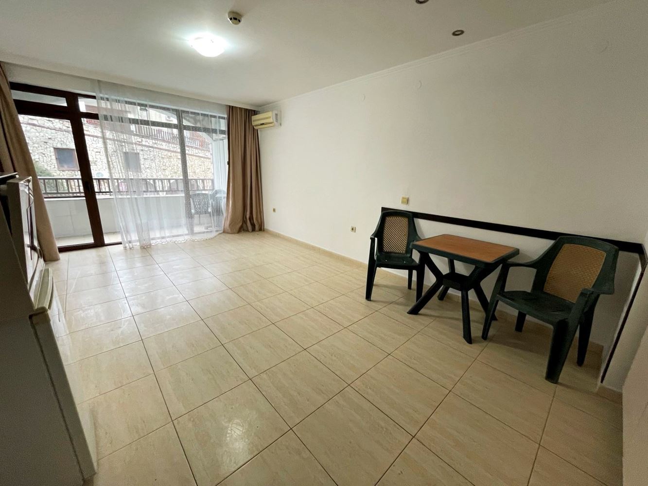 Luxury and tranquility on the first sea line in Sveti Vlas – spacious one-bedroom apartment with pool view