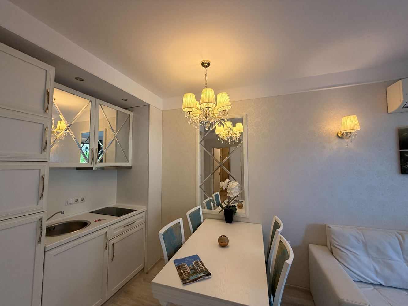 One-Bedroom Apartment with a View of the Park and Swimming Pool in a Prestigious Complex in Sunny Beach
