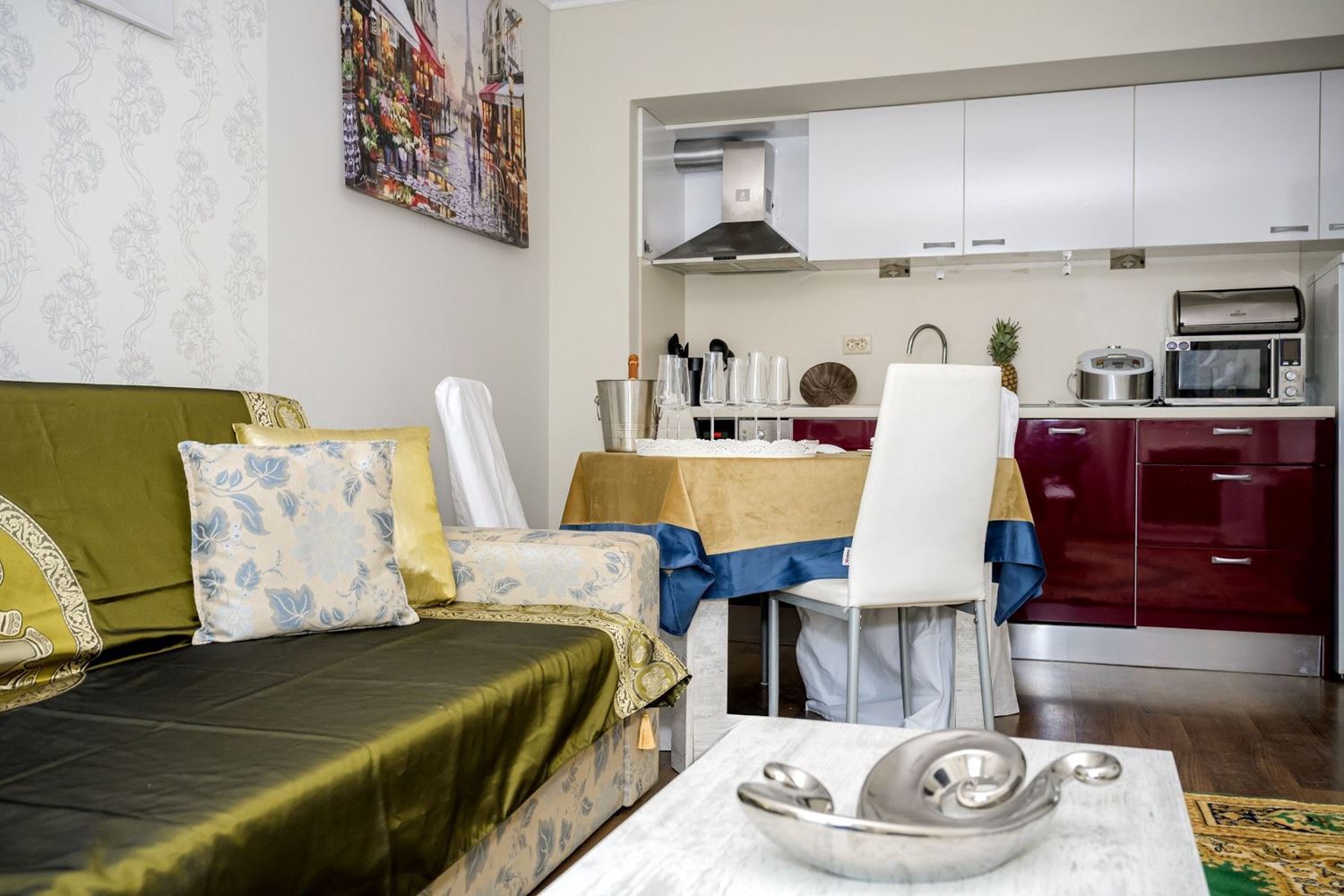 Spacious three-room apartment with sea view in Pomorie – 50 meters from the sea