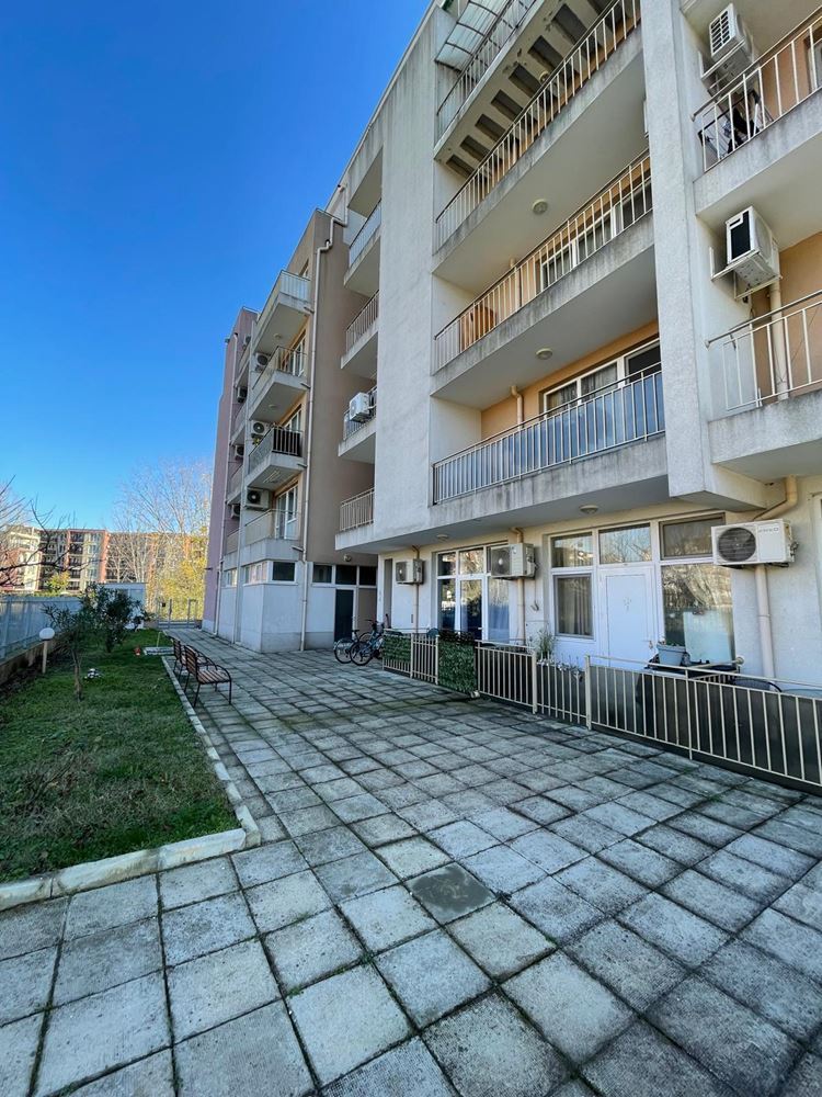 Stylish furnished studio in a year-round complex in Sunny Beach, 400 meters from the beach