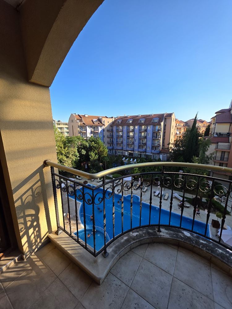 Wonderful one-bedroom apartment in a complex in Sunny Beach – pool view; style and comfort