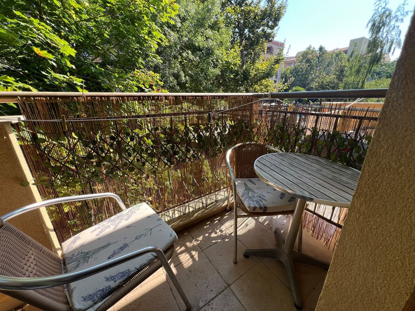 Attractive One-Bedroom Apartment Surrounded by Greenery in a Club Complex in Sunny Beach