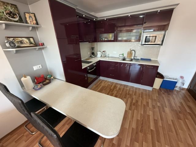Sunny Beach: Spacious One-Bedroom Apartment with Pool View, 400 Metres from Cacao Beach
