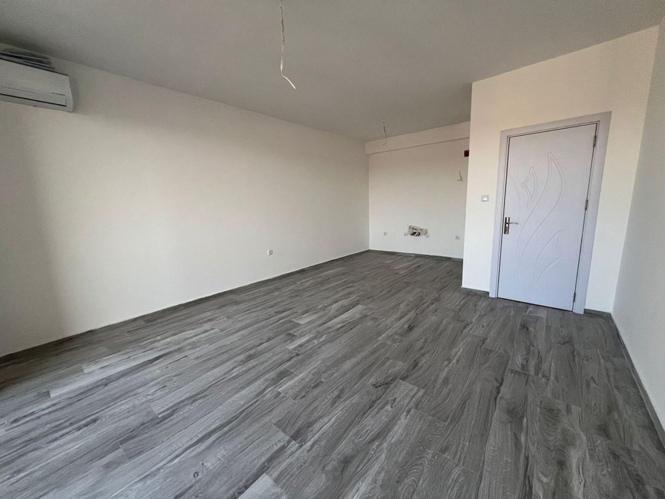 Luxury One-Bedroom Apartment 50 Meters from the Beach in Sozopol – No Maintenance Fee