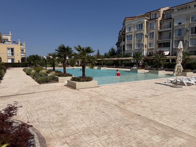 Cozy one-bedroom apartment with a huge terrace in Ravda – your own private space by the sea