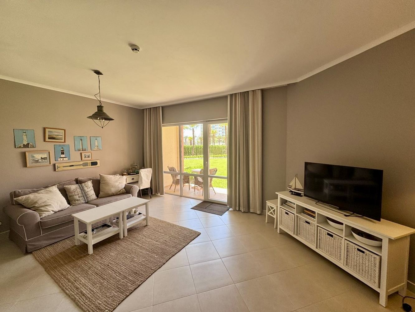 Luxury one-bedroom apartment in a prestigious first-line complex – comfort, style, and endless amenities