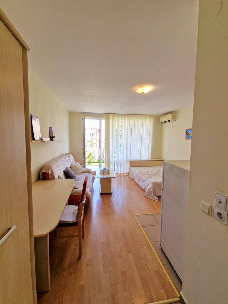Furnished Studio with Pool View in an Excellent Complex Near the Aquapark in Sunny Beach