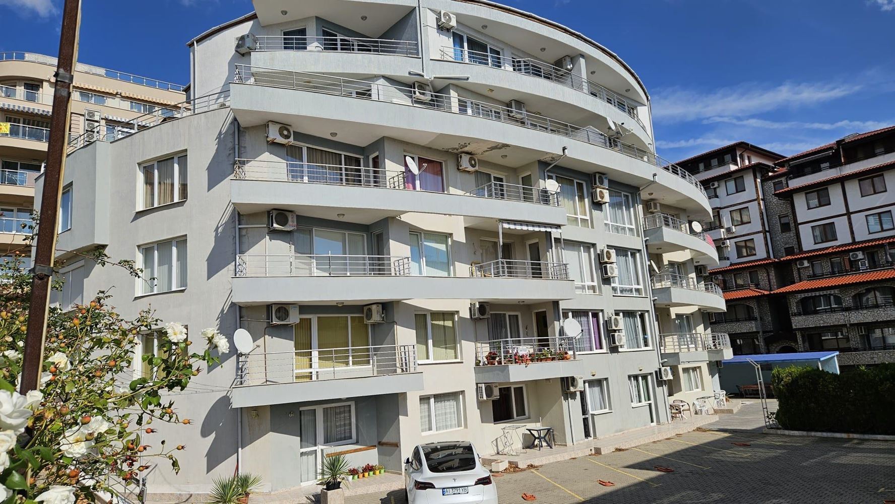 One-Bedroom Apartment with Panoramic Sea Views in Sveti Vlas