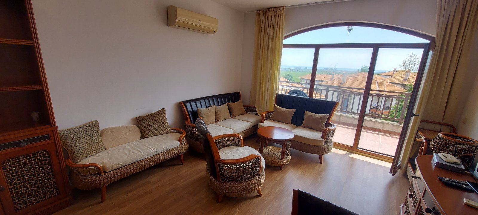 One-bedroom apartment with panoramic sea view in Aheloy – comfort, space and tranquility
