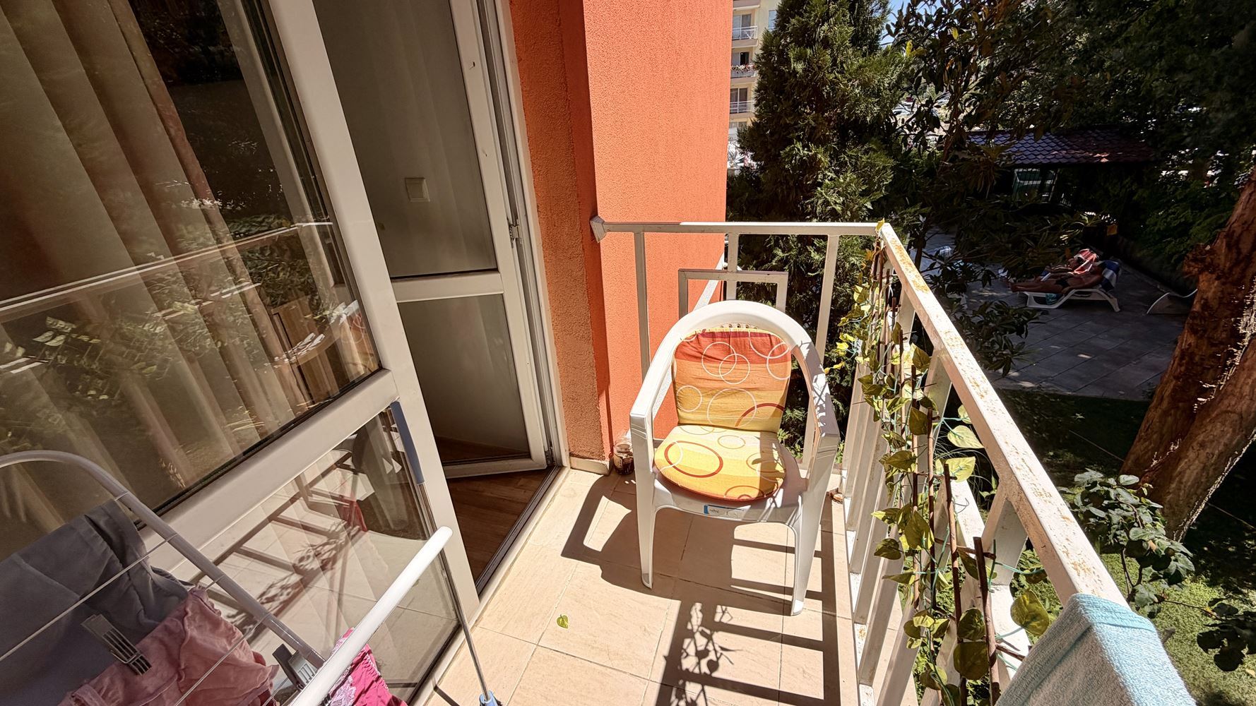 Cozy One-Bedroom Apartment with Pool View in a Quiet Area of Sunny Beach