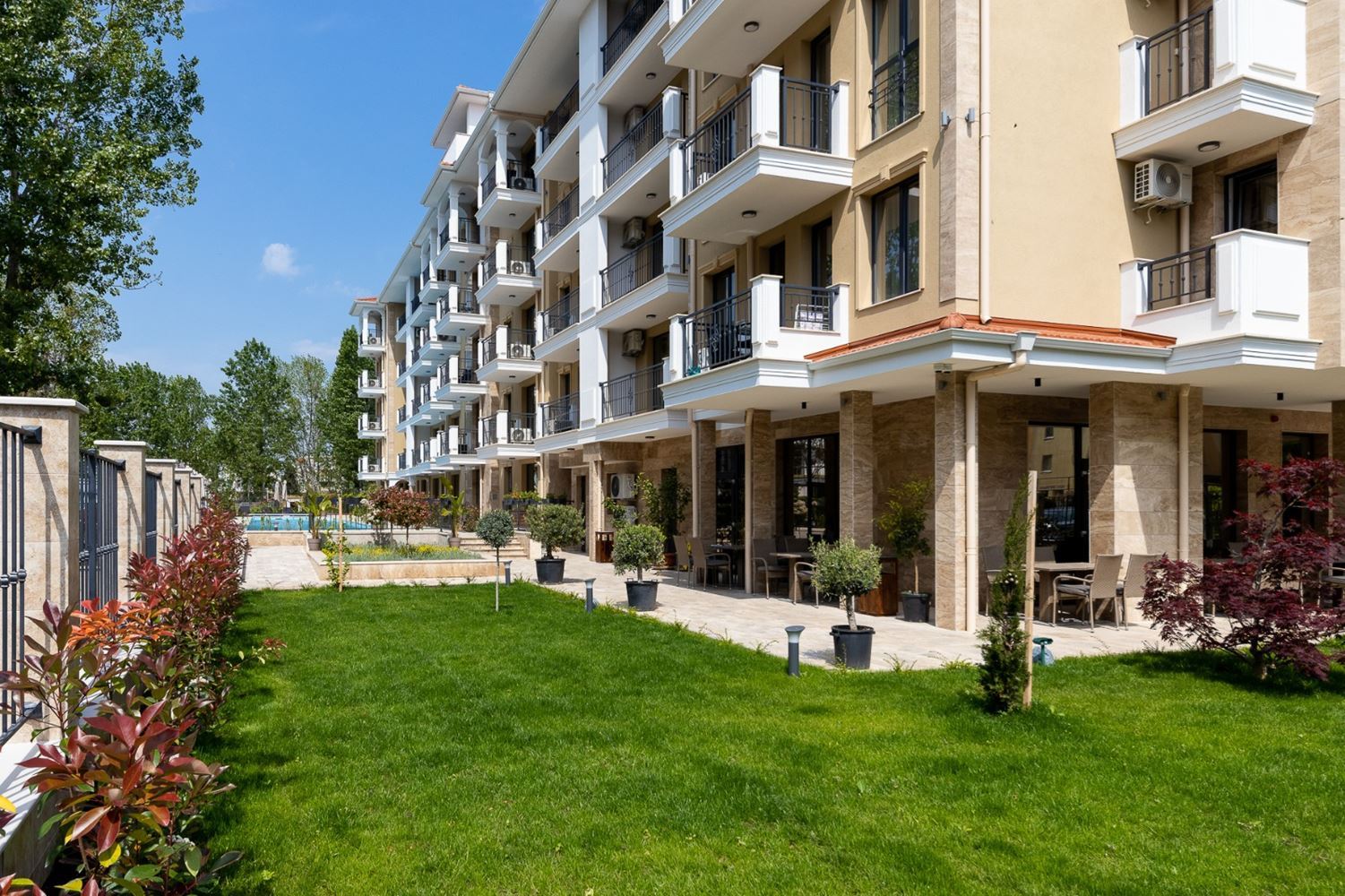 Luxury one-bedroom apartment 5 minutes from the beach in the central part of Sunny Beach