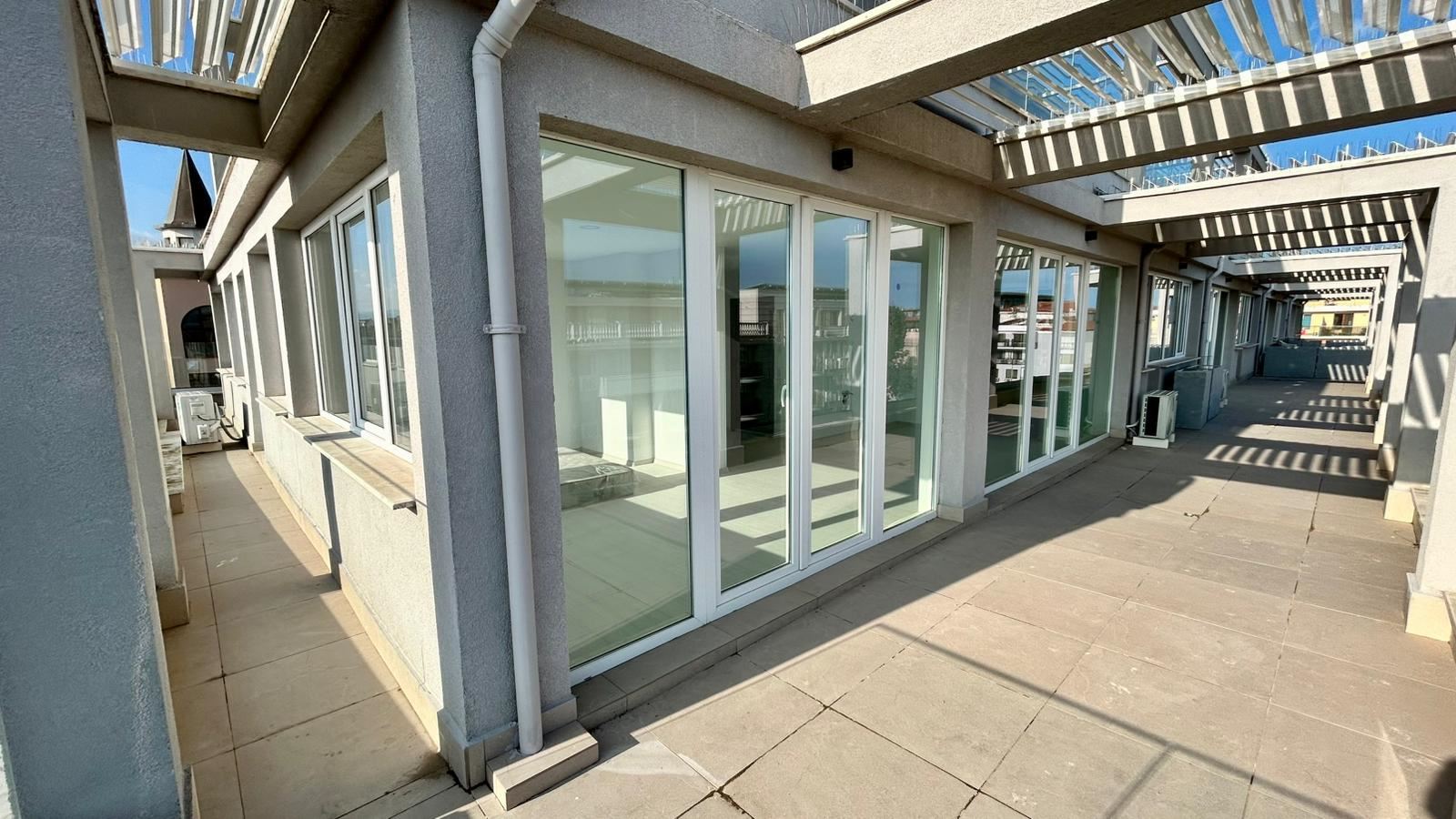 Sunny Beach – new two-bedroom apartment with large terrace and pool view