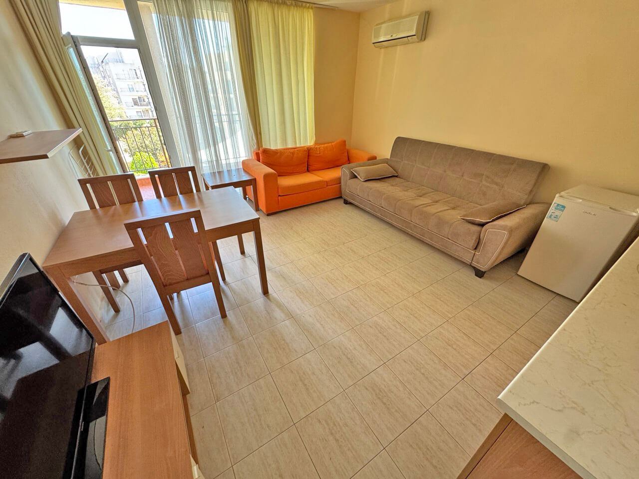 Furnished One-Bedroom Apartment with a Pleasant Pool View in Sunny Beach