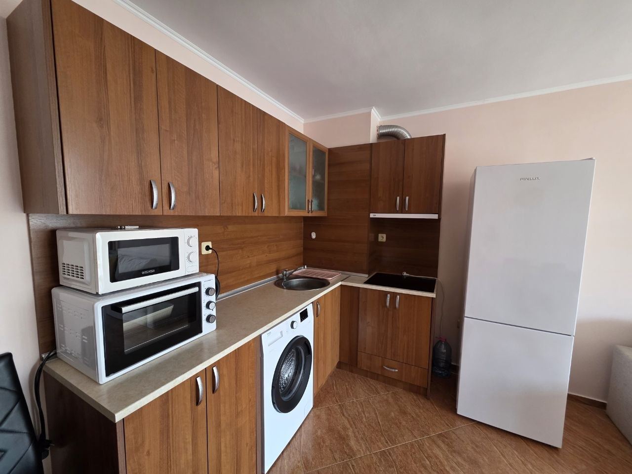 Studio with Pool View in Sveti Vlas – an Excellent Option for Investment, Living or Summer Holidays