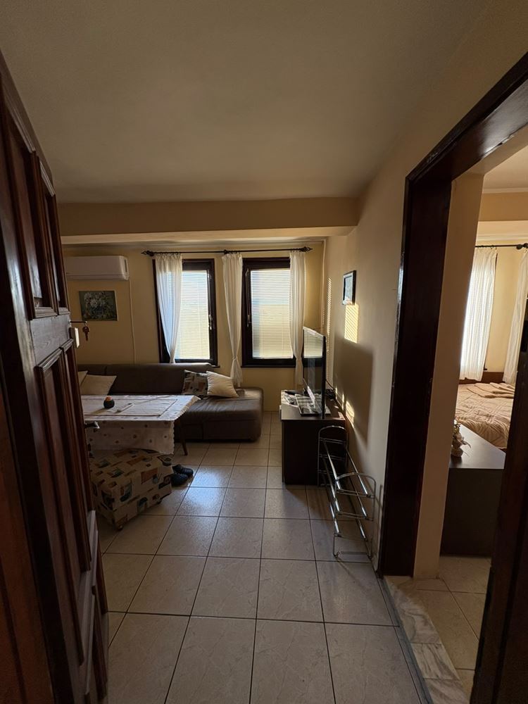 Furnished one-bedroom apartment 400 m from the sea in Sarafovo – no maintenance fee