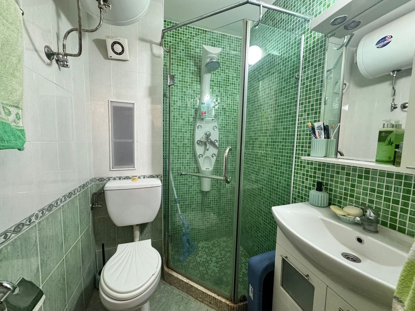 Stylish one-bedroom apartment in an elite complex in the heart of Sveti Vlas