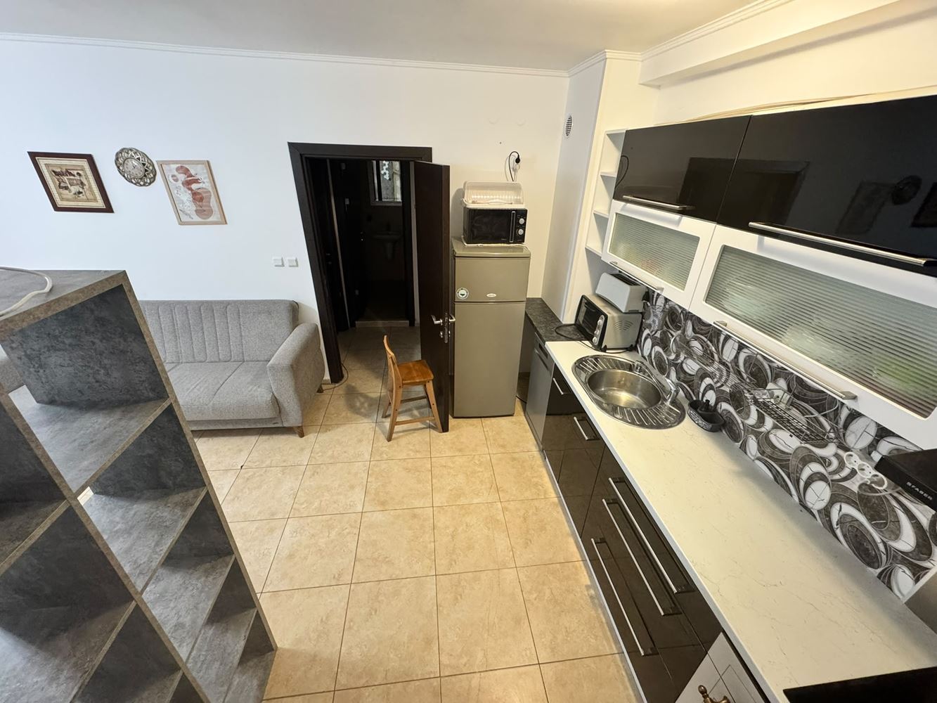 Spacious apartment with three bedrooms, its own atmosphere and excellent infrastructure in Nessebar