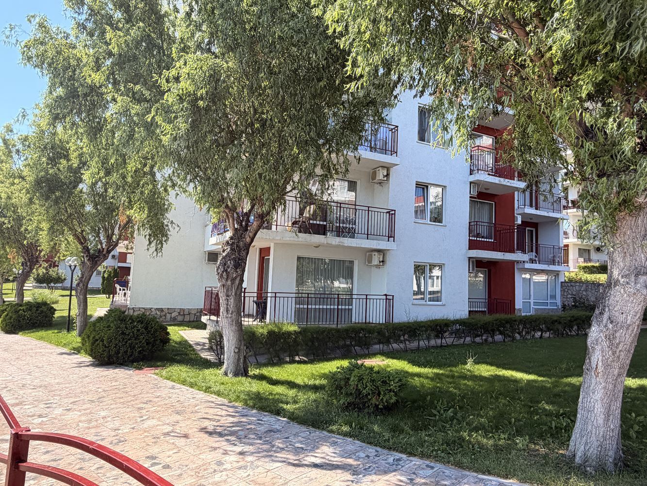 Absolute First Line in Sveti Vlas! Spacious One-Bedroom Apartment with Beautiful Sea View