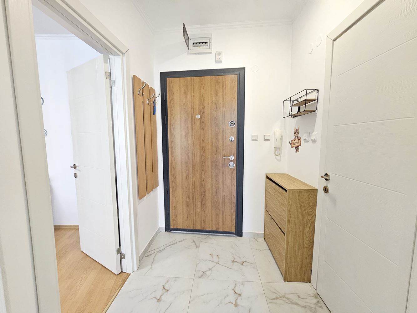 Only 100 meters from the sea! Spacious one-bedroom apartment overlooking the pool in one of the most sought-after complexes in Sunny Beach