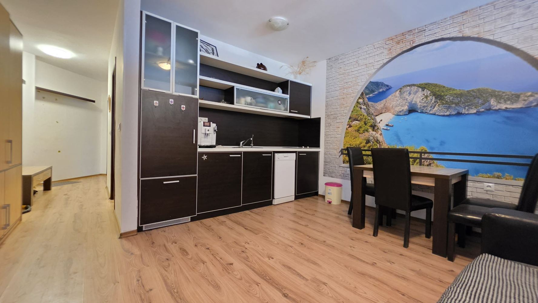 Two-room apartment with sea view in Sveti Vlas – 200 metres from the beach
