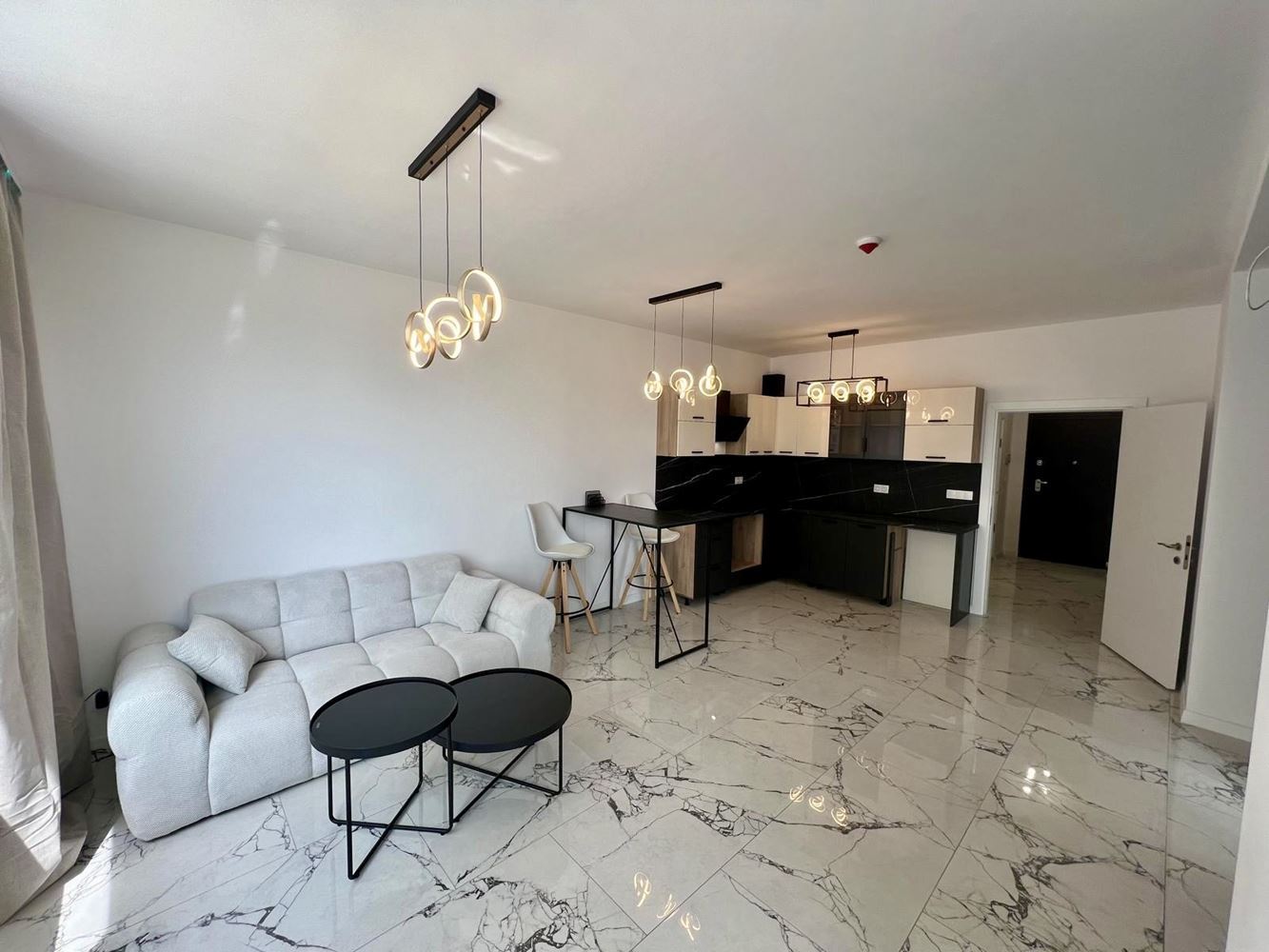 Modern One-Bedroom Apartment with Panoramic View in a Prestigious Complex – Ready to Move In