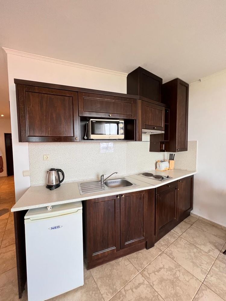 One-Bedroom Apartment with Beautiful Sea Views in a Seafront Complex in Obzor