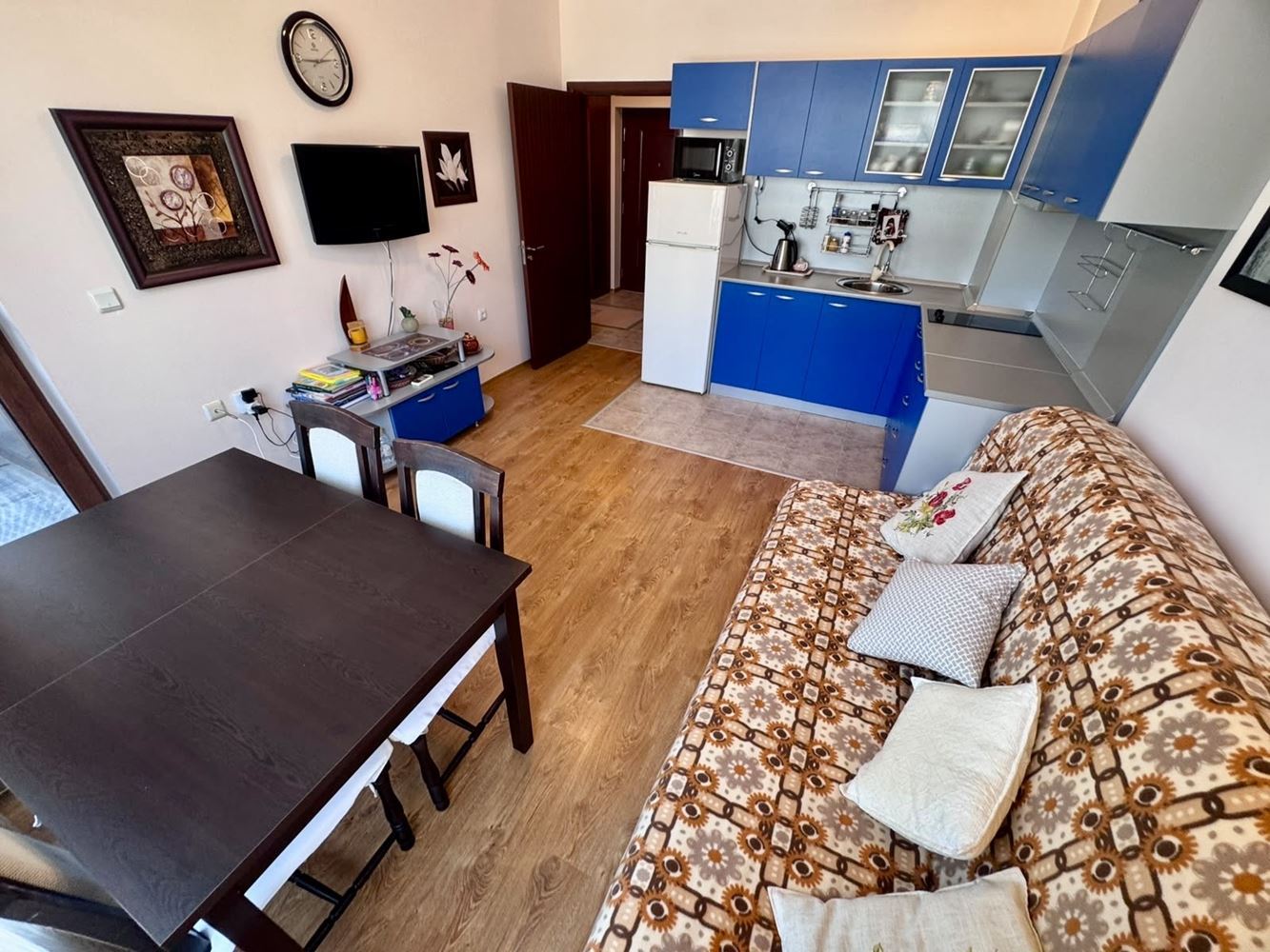 Comfortable One-Bedroom Apartment with a Spacious Terrace and Pool View in a Luxury Complex in Nessebar