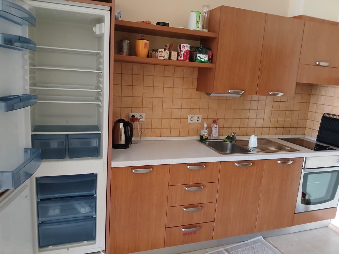 Attractive One-Bedroom Apartment on the First Line by the Sea in Pomorie – Comfort, Swimming Pools and Spa Facilities