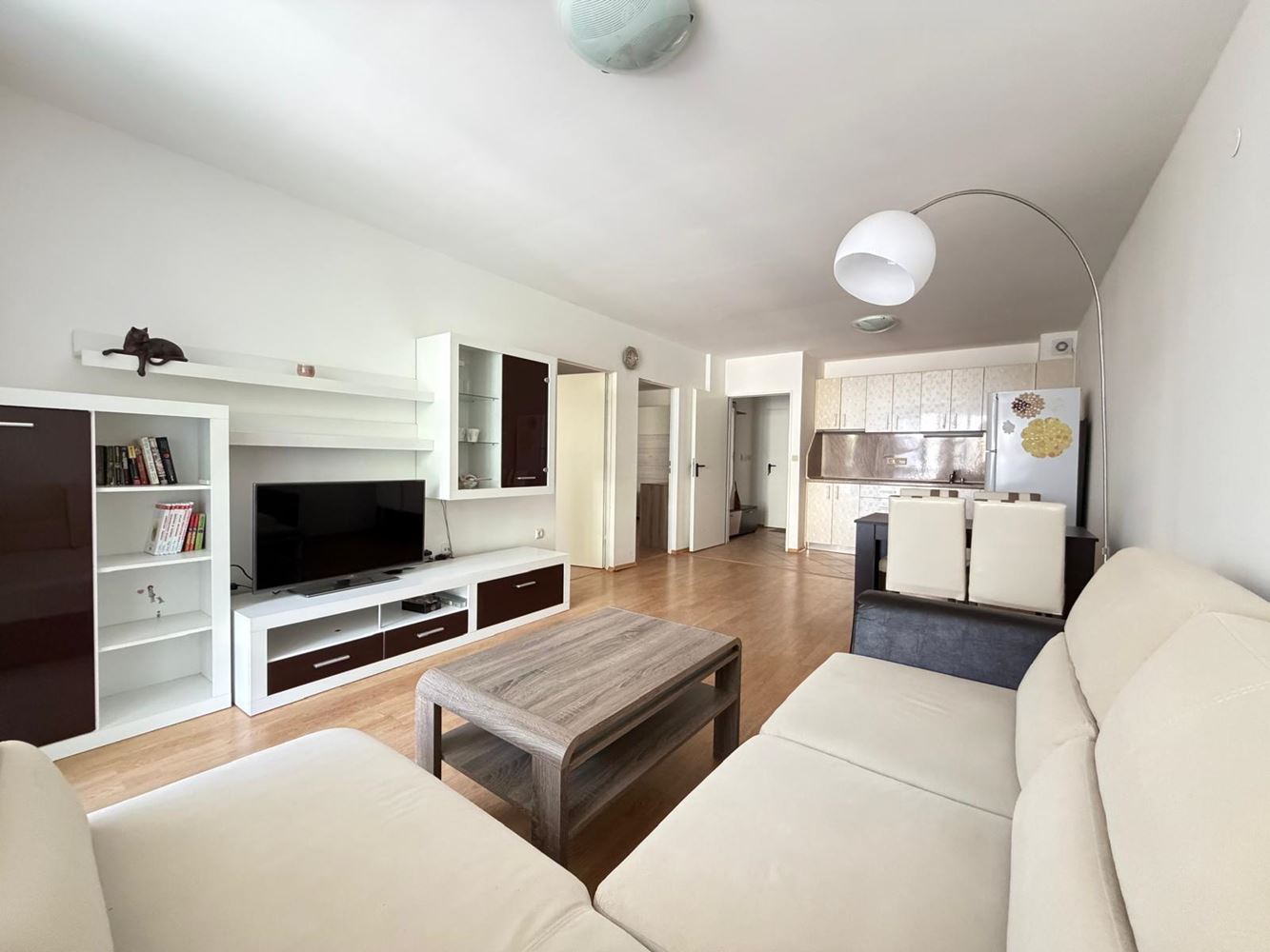 Spacious one-bedroom apartment in Pomorie – with a large terrace and excellent investment potential