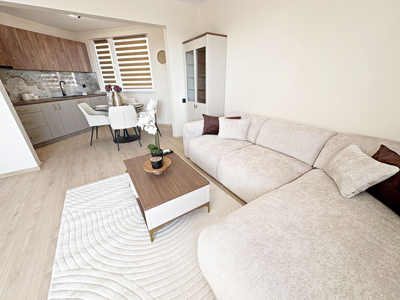 Two independent residential spaces with sea view in the center of Sveti Vlas – designer interior and private parking space