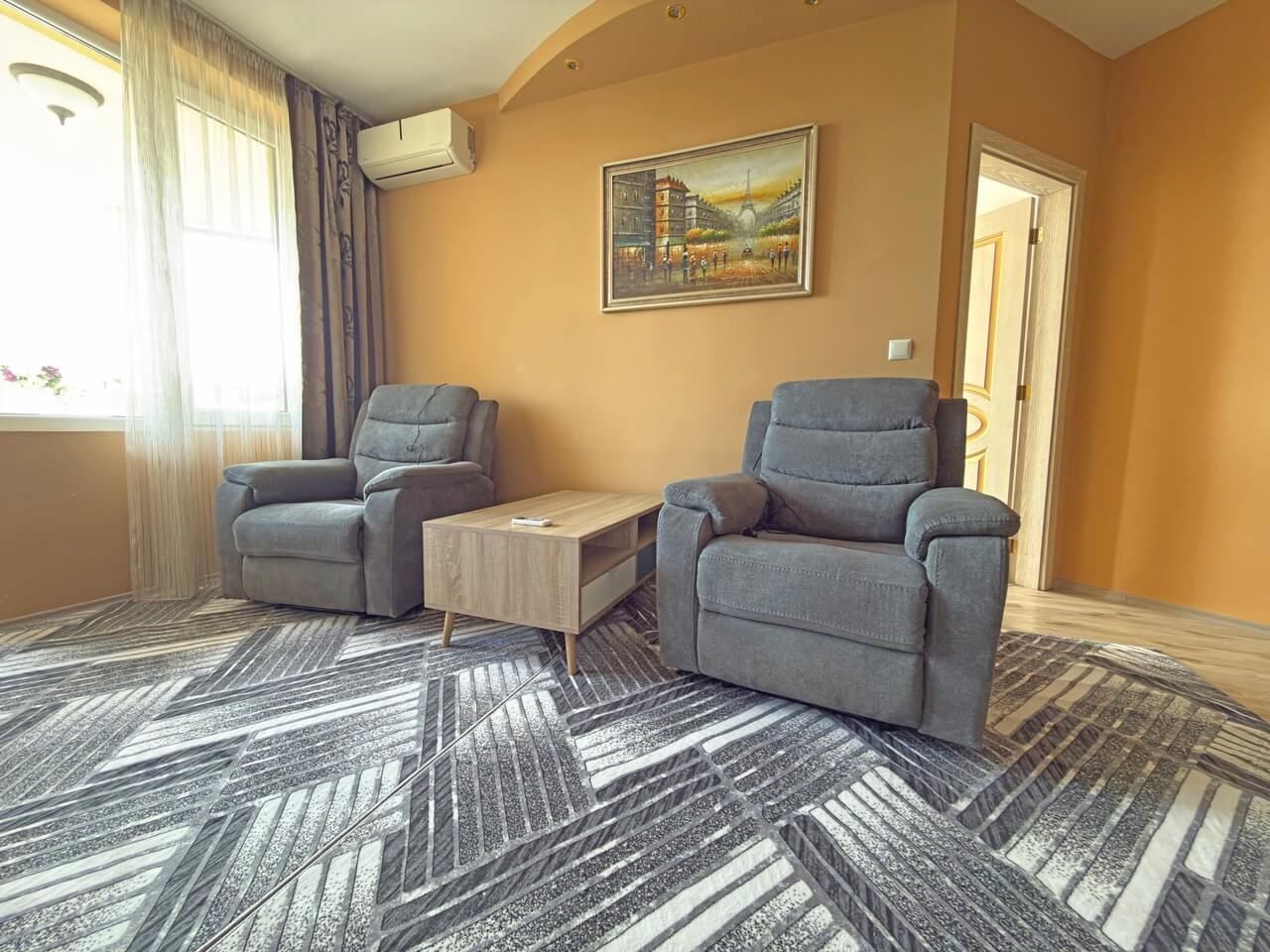 Three-Room Apartment with Sea Views, 200 Metres from the Beach in Pomorie