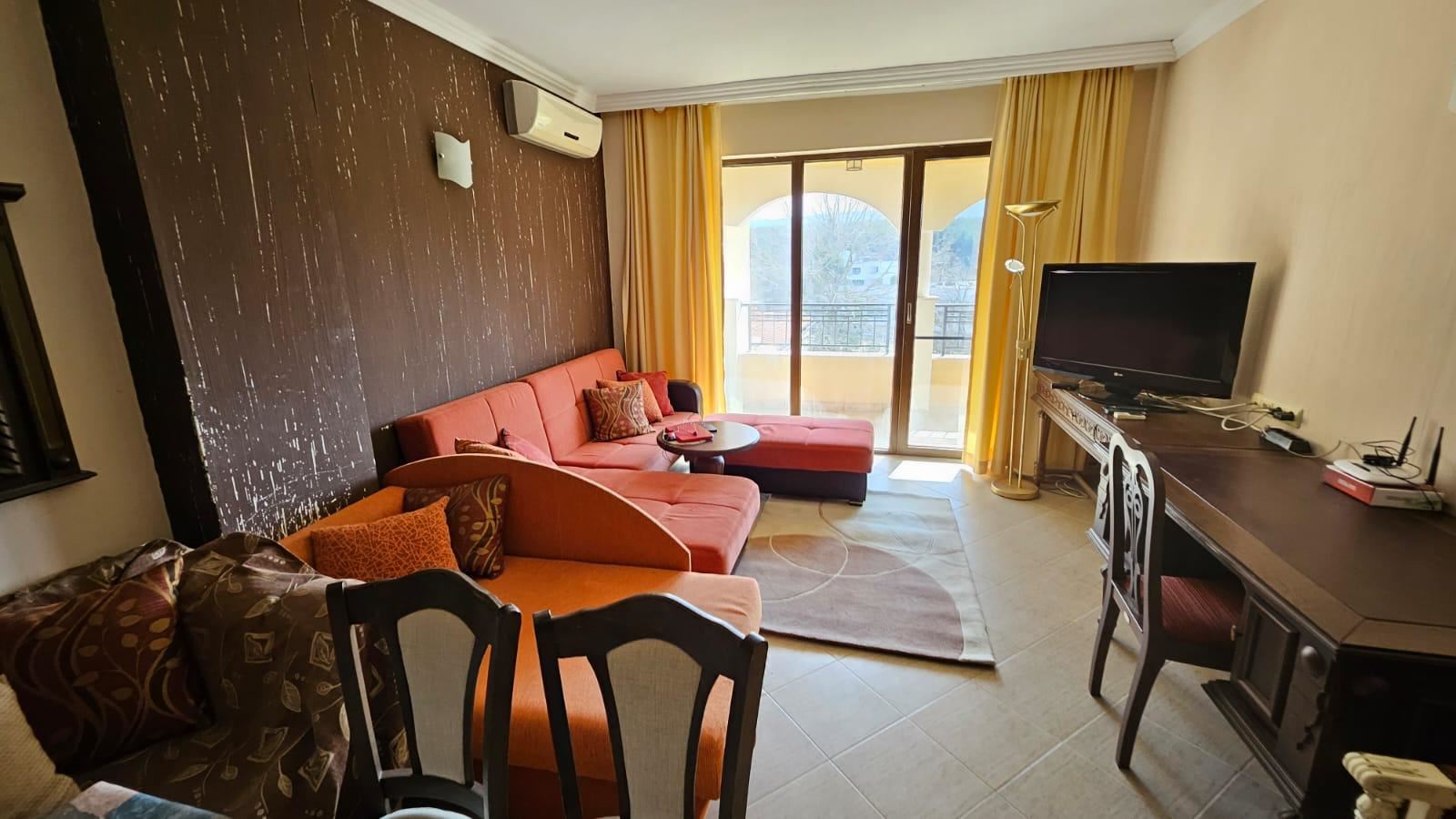 Spacious one-bedroom apartment on the first sea line in Tsarevo with full furnishing