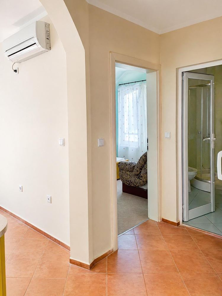 Apartment with two bedrooms on the first line in Pomorie with an impressive sea panorama