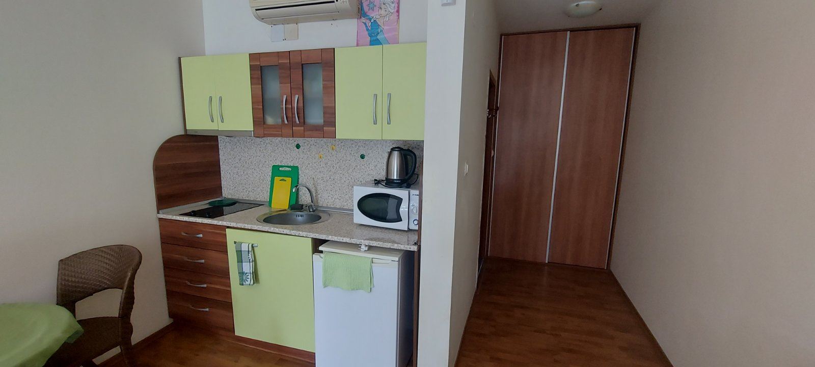 Studio with Direct Pool Access in Ravda – Comfort and a Seaside Atmosphere