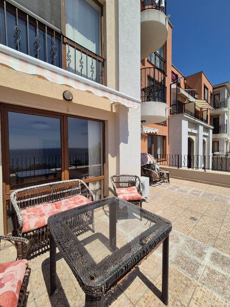 Luxury One-Bedroom Apartment with Panoramic Sea View in Sveti Vlas – Space, Comfort and Prestigious Location