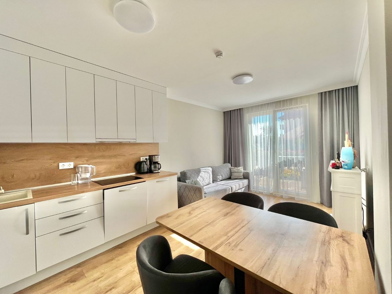 Two-level apartment with two bedrooms in the centre of Ravda – luxury, comfort and excellent location close to the sea