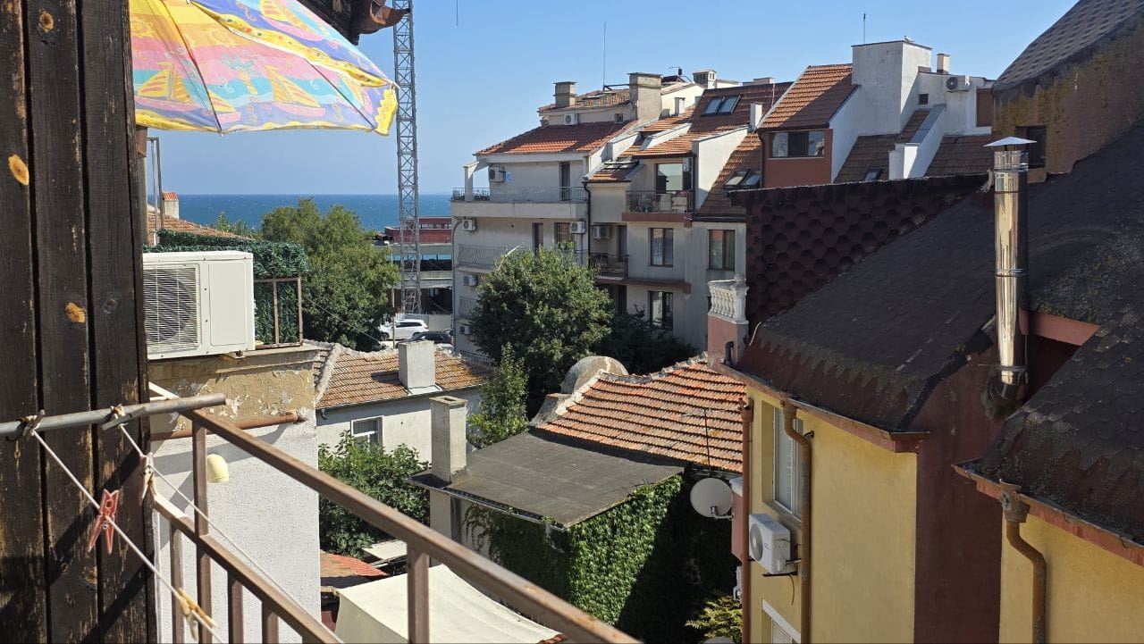 Two-Level Apartment with Sea View in Pomorie – No Maintenance Fee