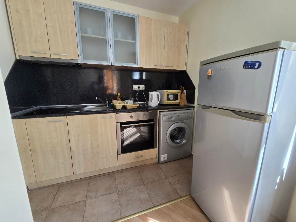 Three-Room Apartment in a Complex with Extensive Infrastructure in Sveti Vlas