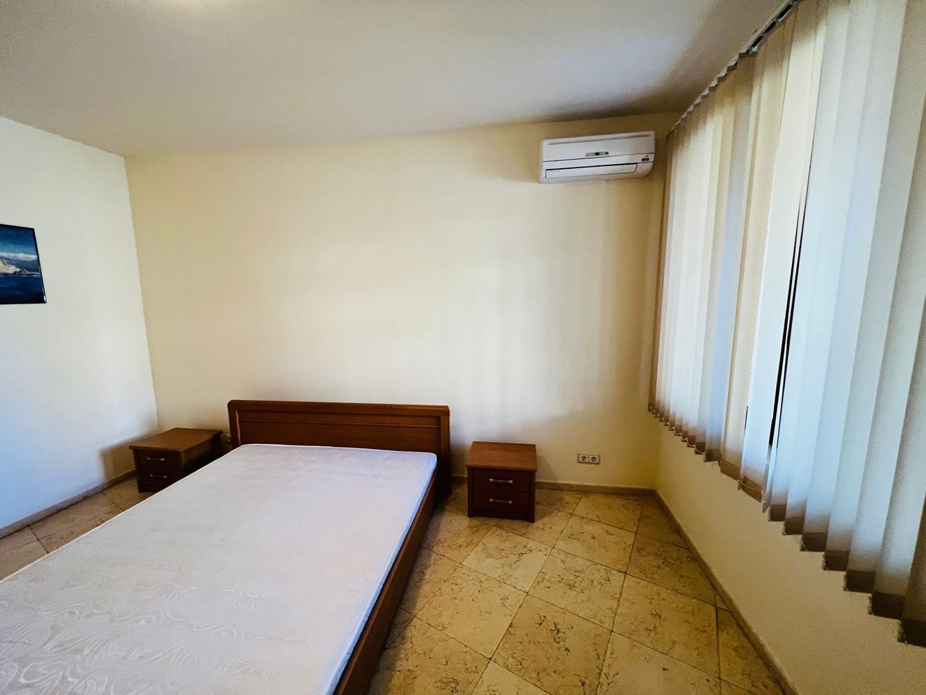 Spacious two-bedroom apartment with sea view in a luxury first-line complex in Sveti Vlas