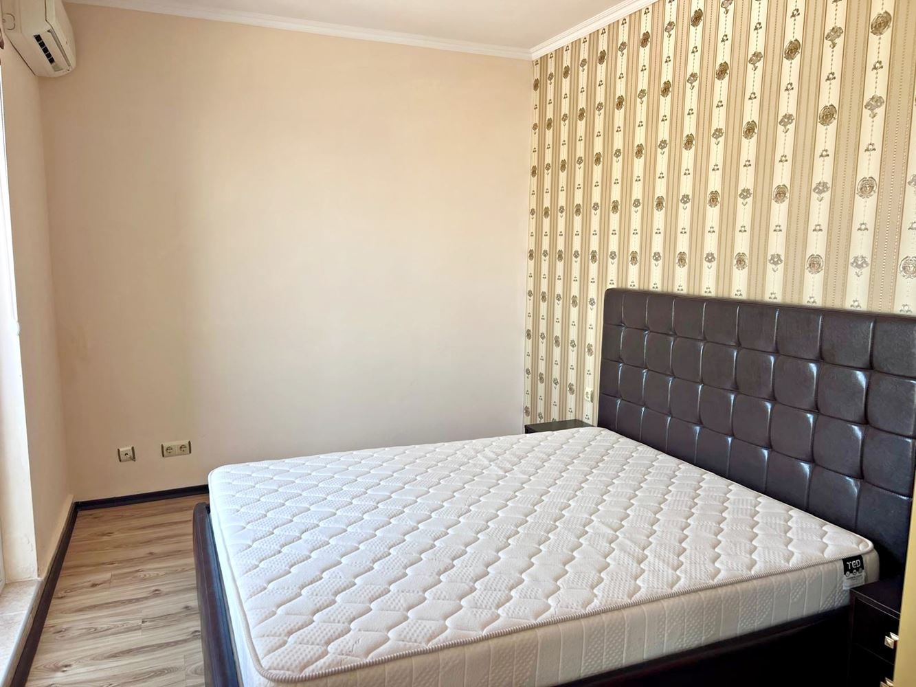 One-Bedroom Apartment with Panoramic Sea View on the First Line – Spacious Apartment in Sunny Beach