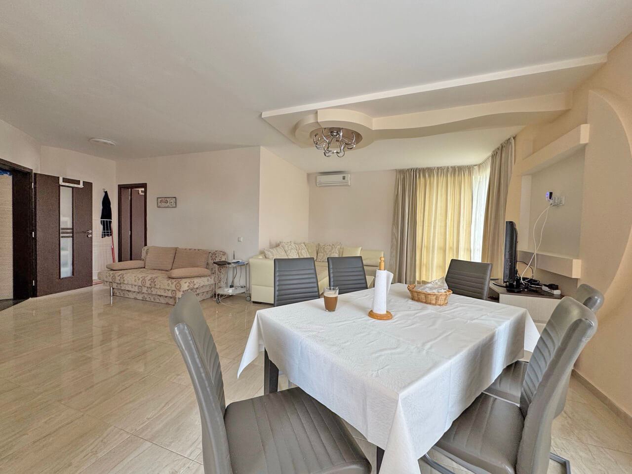 Two-bedroom apartment in Sunny Beach – fully furnished, with swimming pool and excellent investment potential