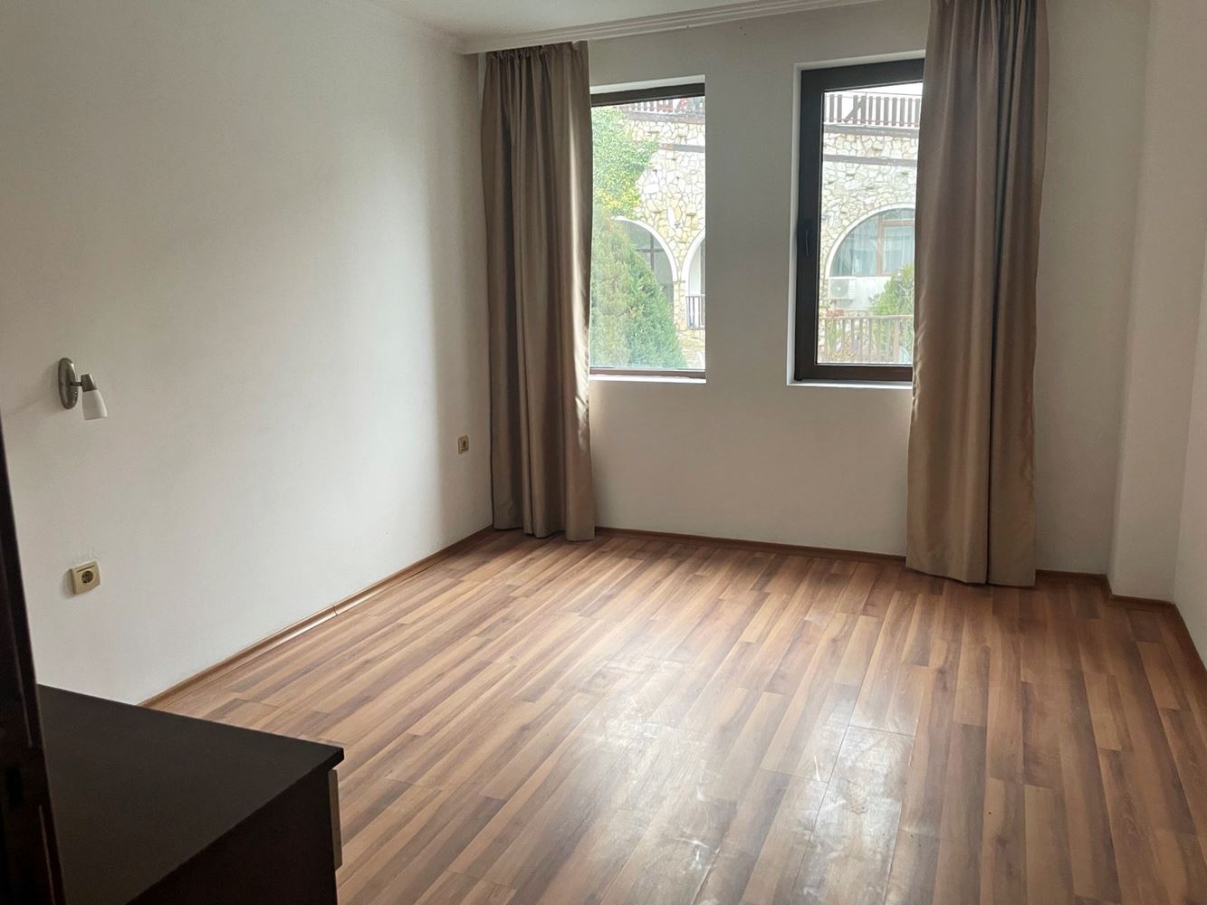 Luxury and tranquility on the first sea line in Sveti Vlas – spacious one-bedroom apartment with pool view