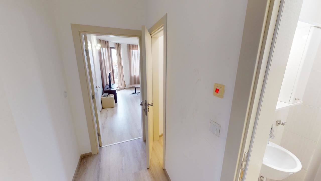 Two-Bedroom Apartment with Mountain Panorama in a Year-Round Complex near Sunny Beach