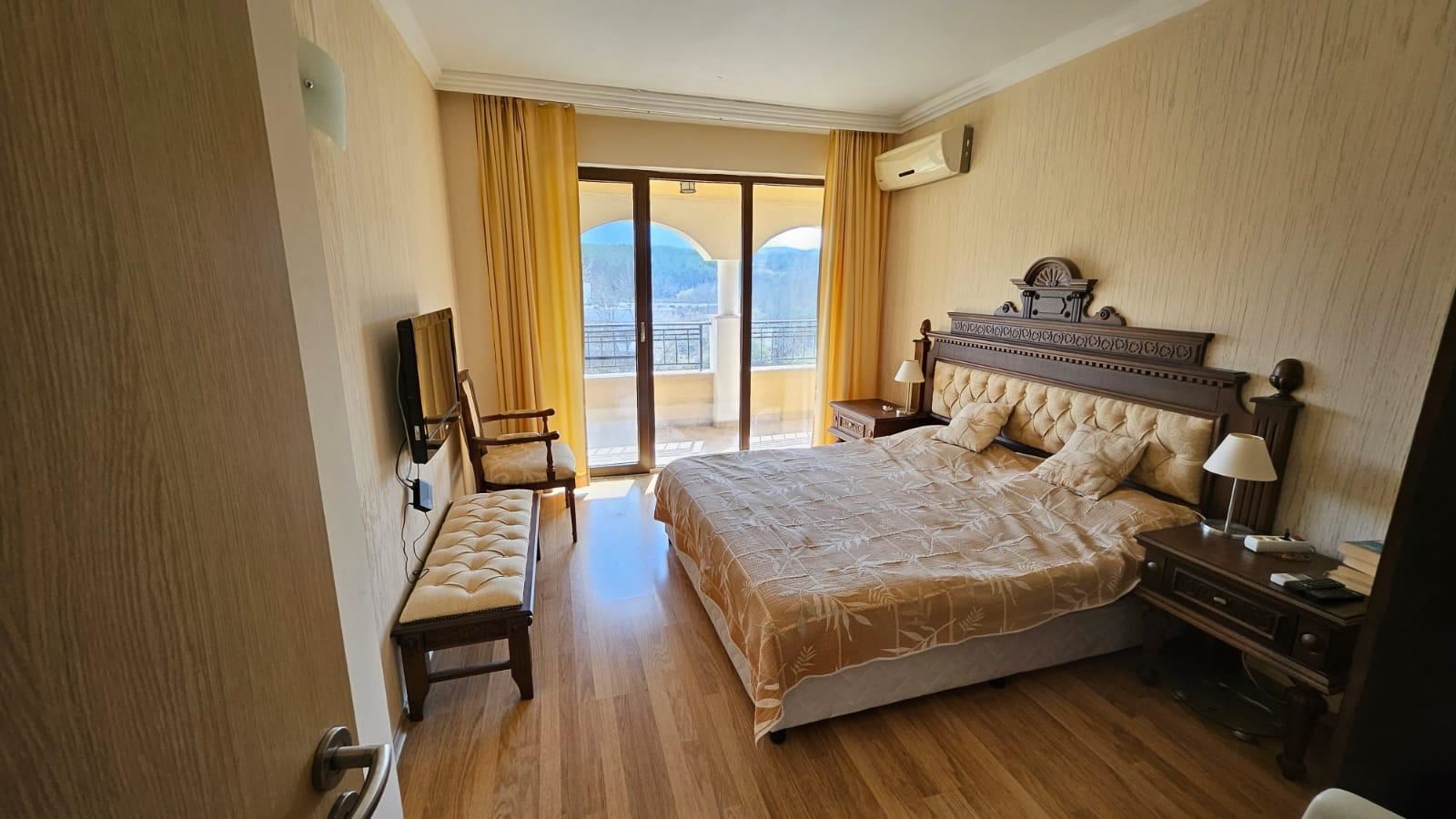 Spacious one-bedroom apartment on the first sea line in Tsarevo with full furnishing