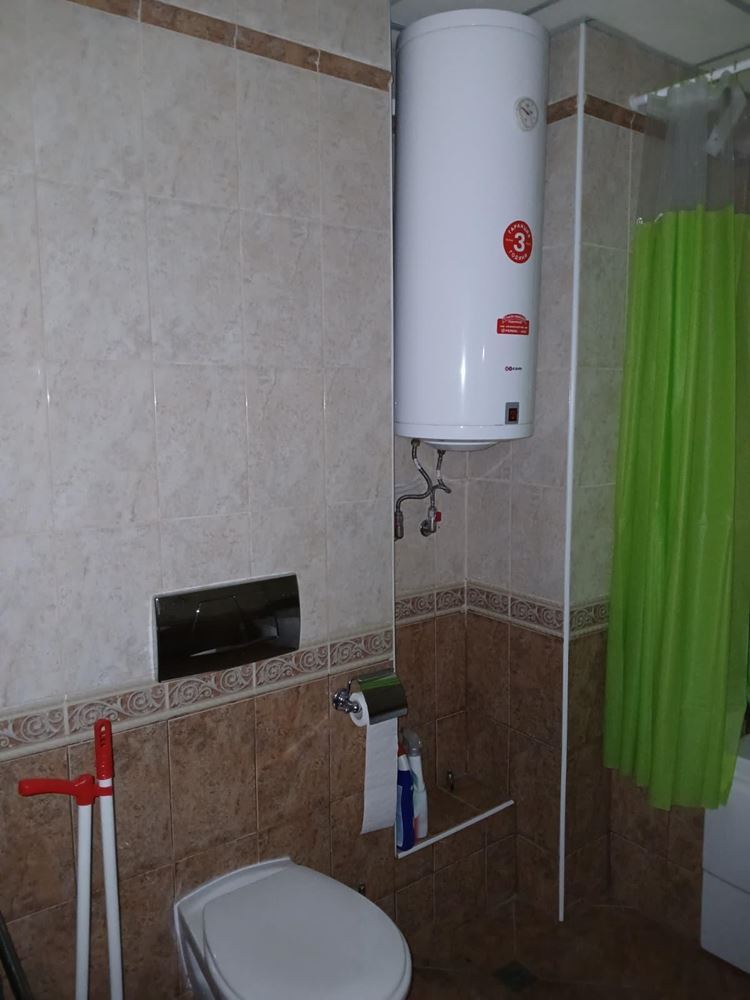 Attractive One-Bedroom Apartment on the First Line by the Sea in Pomorie – Comfort, Swimming Pools and Spa Facilities