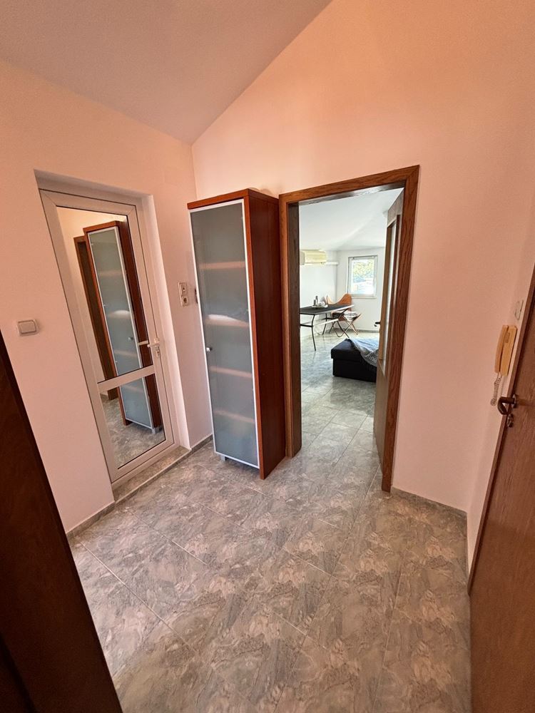Panoramic sea-view three-bedroom? apartment in Sveti Vlas