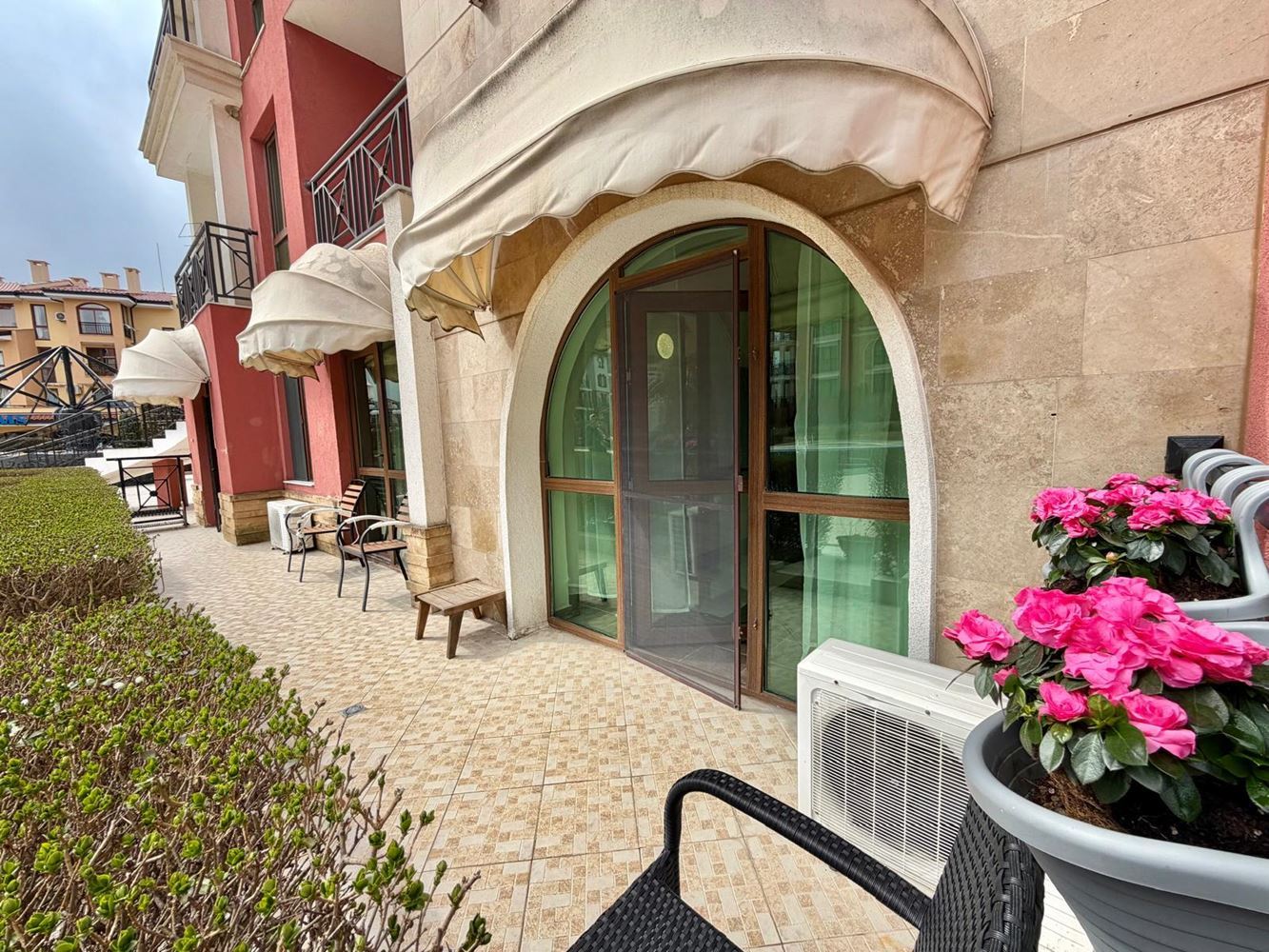 Spacious Apartment 300 Meters from the Beach in Sveti Vlas – Excellent Investment Opportunity with Possibility of Dividing into Two Homes
