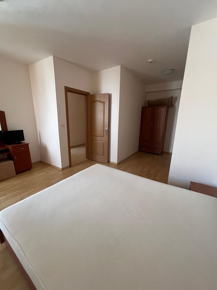Spacious apartment with one bedroom in Sunny Beach with pool view