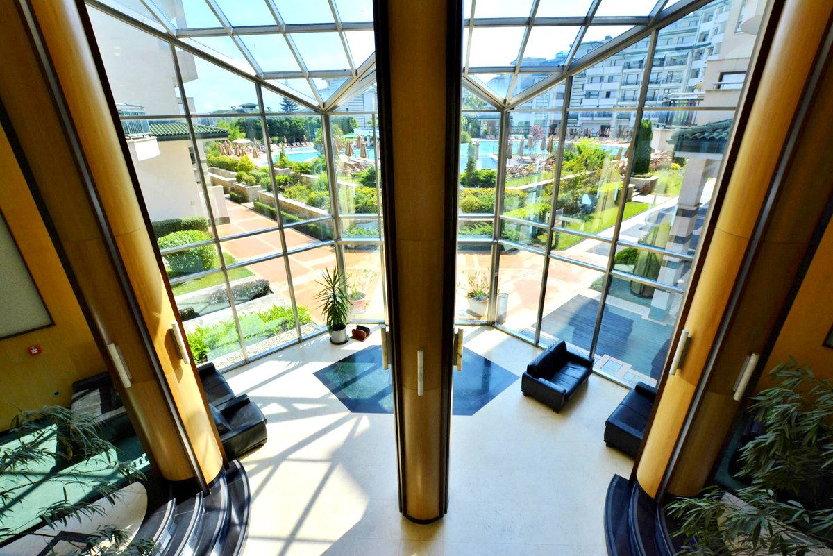 One-bedroom apartment on the first sea line in Ravda – luxury, nature, and impressive pool view